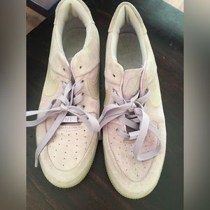 Nike Air Force 1 suede Lavender size 8